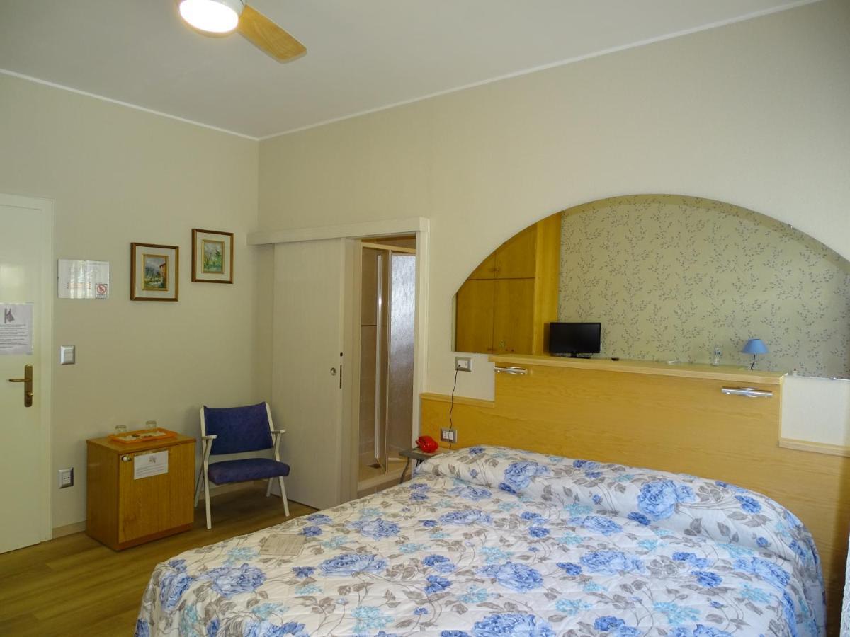מאלצ'סינה Casa Alessandra מראה חיצוני תמונה